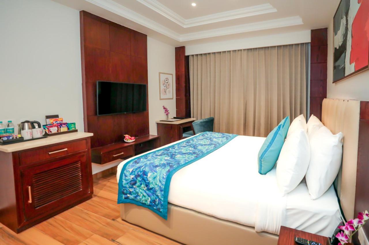 Regenta Place Phagwara By Royal Orchid Hotels Limited Exterior foto